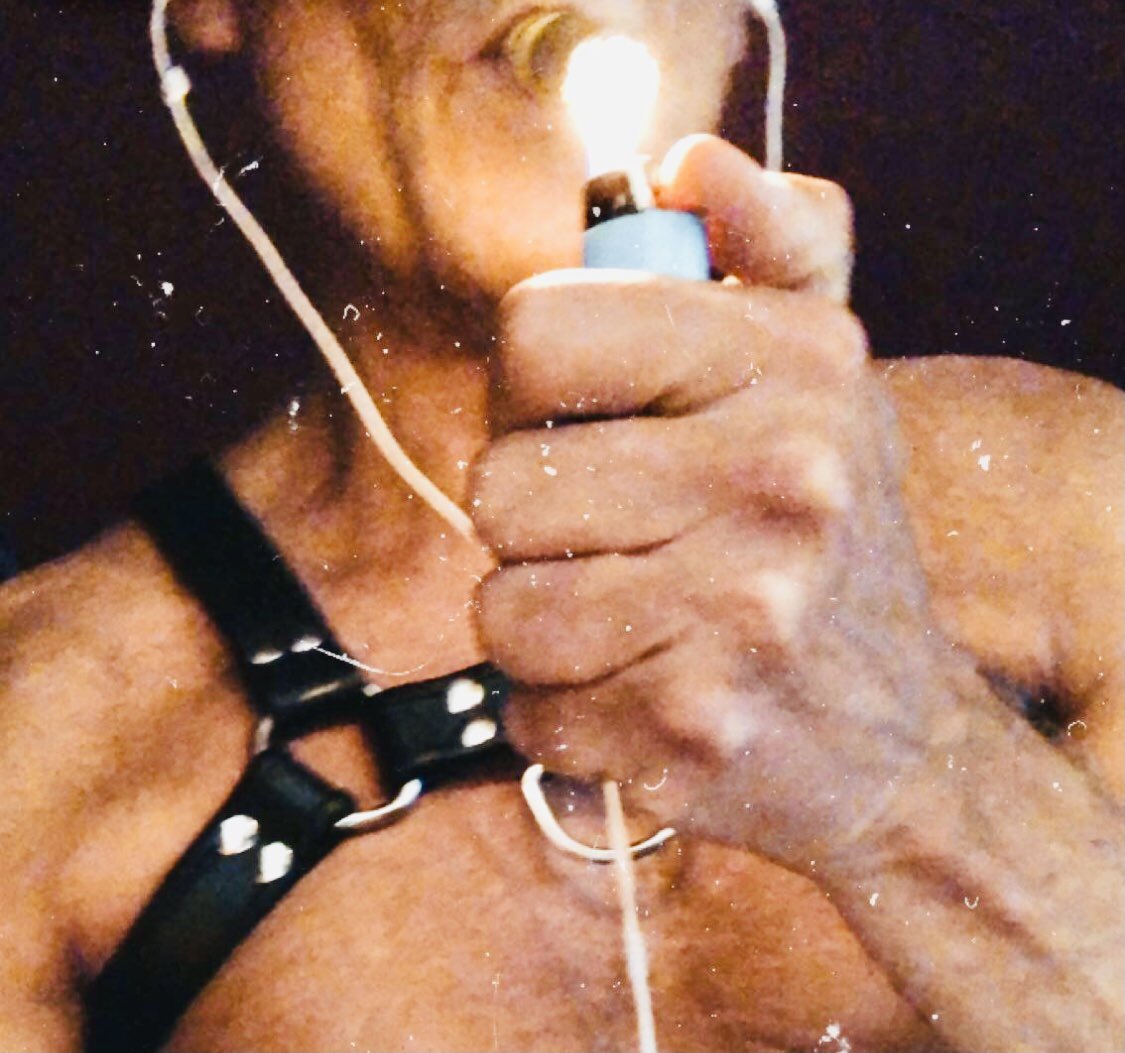 daddycandoyou's tweet photo. @smokingdudes https://t.co/k6DJ3F6c8V