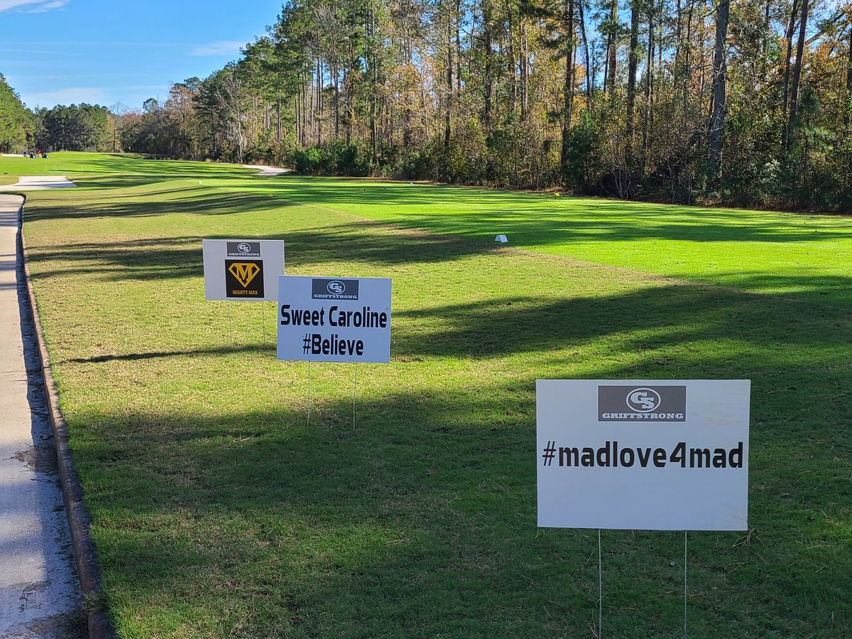 allybama2009's tweet photo. Great day today! Raised a bunch of money for a great cause helping those fighting cancer medical bills. Today we dedicated the tourney to the Riv! Hole #3 #believe #rivstrong #griffstrong https://t.co/rkmtMd5ZZ8