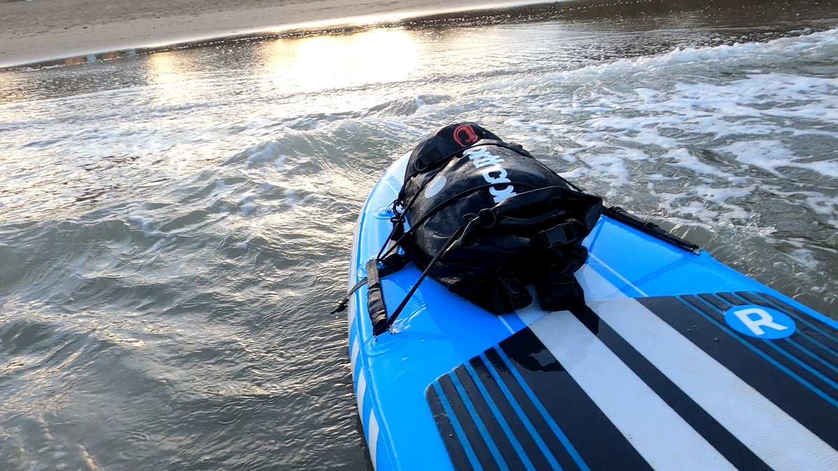 Clare_Rutter's tweet photo. A fab warm and sunny paddle today making for a wonderfully contemplative and soulful time in Welsh paradise 💙
#ShePaddles #ShePaddlesCymru
@BritishCanoeing @CanoeWales #paddlesport #paddlesports #paddle #paddlelife #paddlefit #standuppaddleboarding #standuppaddleboard #SUP https://t.co/ULQbslgdUF