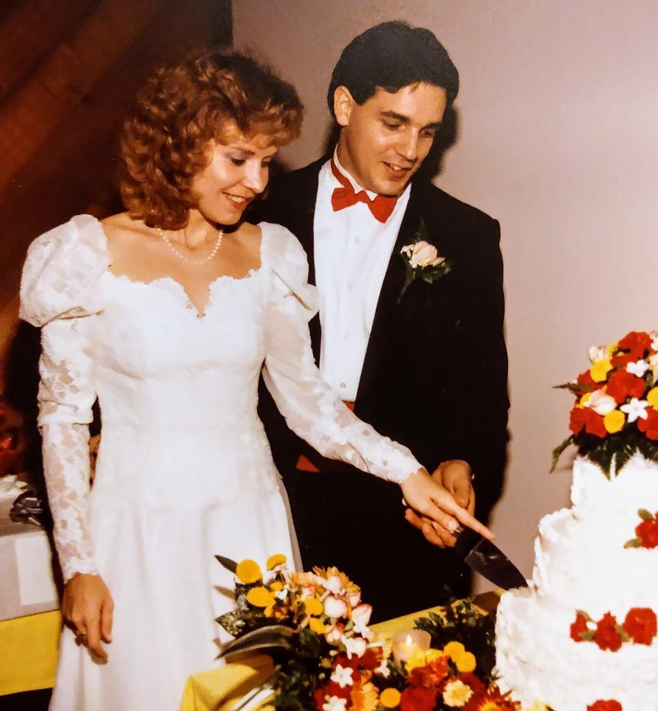 PBeaulieu01's tweet photo. 34 years with this angel. https://t.co/hqe6xBZVLI