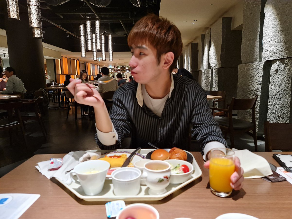 らい 品川プリンスホテルで 朝食 ゲイ ゲイカップル 品川プリンスホテル 朝食 アメリカンブレイクファースト 主夫 ポリアモリー フォローしてくれた人全員フォローする