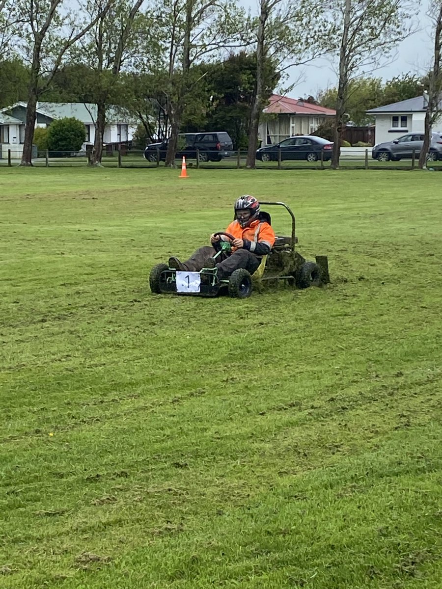 'Mr Bean' races to victory...