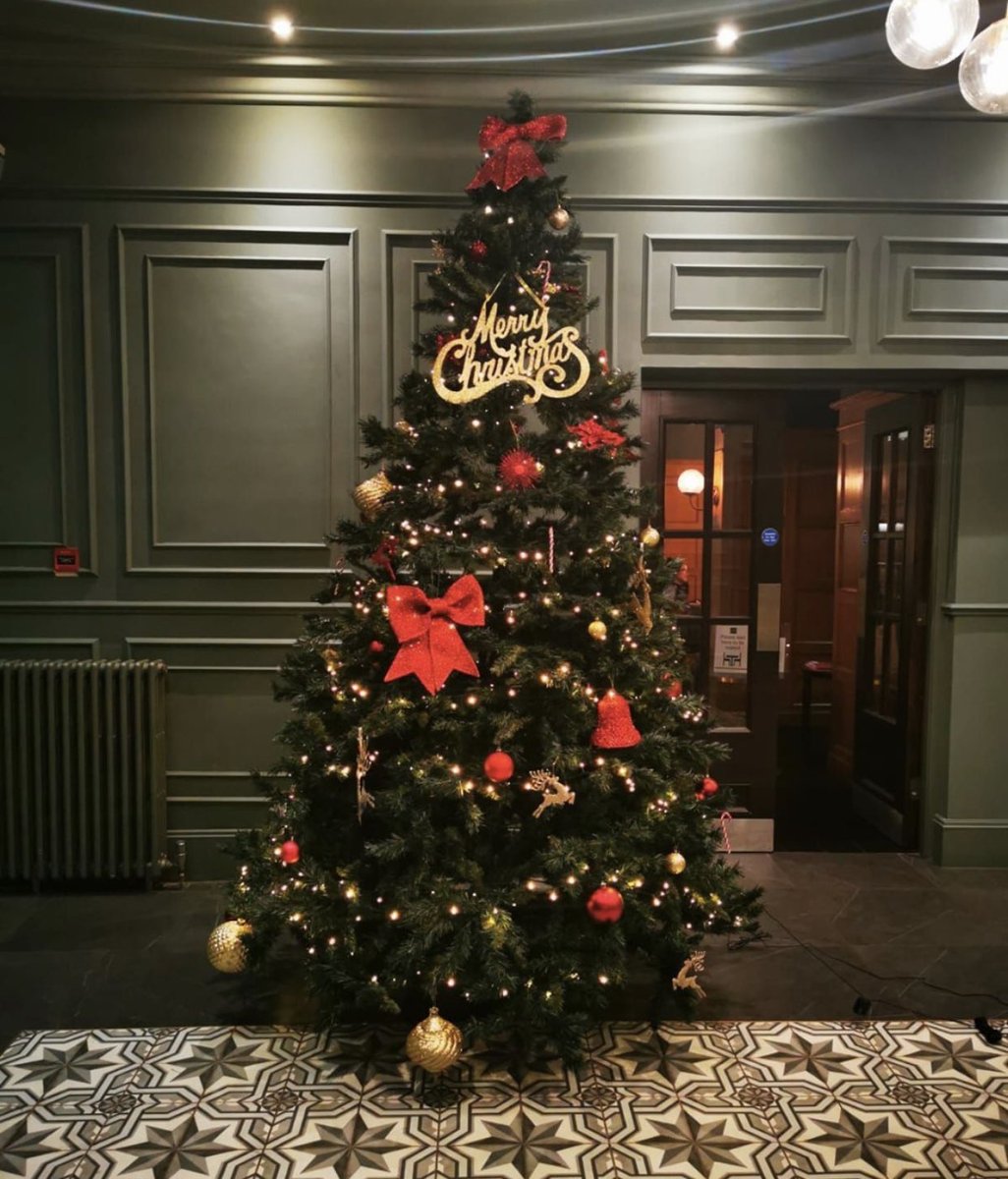 ComicsJob's tweet image. Order your festive mystery box today in time for the big day. Postage is free!! Link in bio