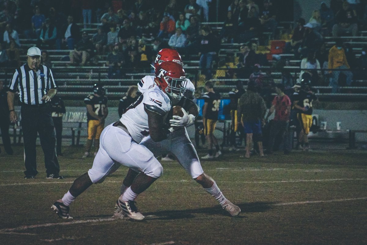 ToombsFootball1's tweet photo. Friday night recap in pics ๐ธ:
https://t.co/wuGR7w33dw
#BeADog #ToombsCountyFootball https://t.co/0At7QRFJWV