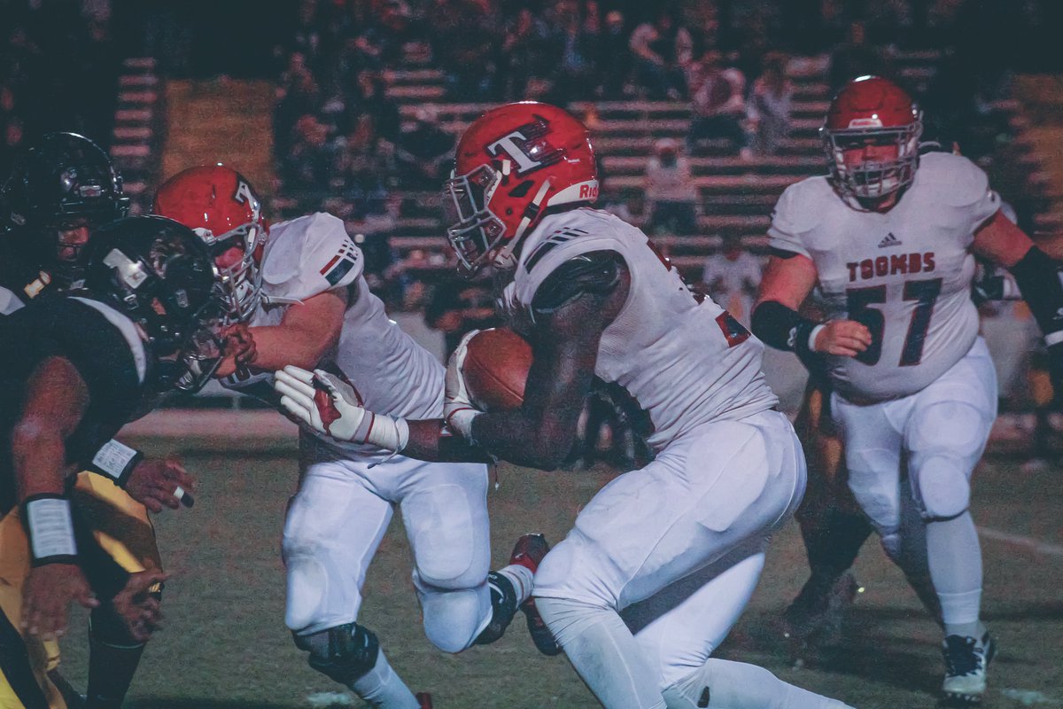 ToombsFootball1's tweet photo. Friday night recap in pics ๐ธ:
https://t.co/wuGR7w33dw
#BeADog #ToombsCountyFootball https://t.co/0At7QRFJWV