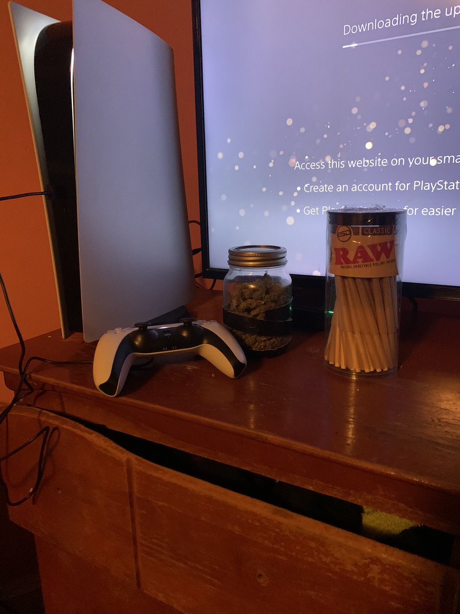 uncle_beezy's tweet photo. Got the #ps5 you know what time it is https://t.co/PEH3RDejHC