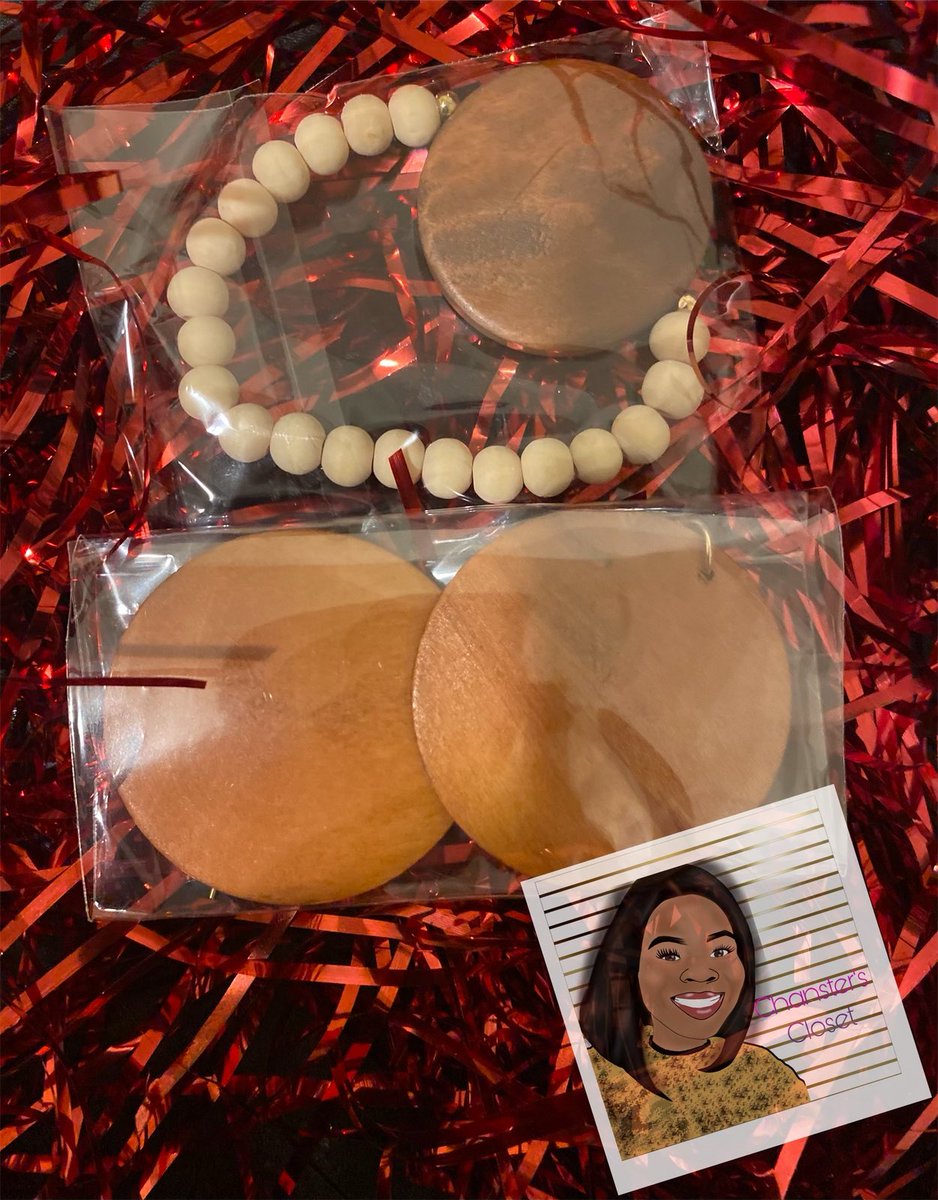 ChanstersCloset's tweet photo. Monogram Jewelry sets are in ! Perfect Christmas gift for the holidays 🥰 Message me https://t.co/jk9zZ8cGL6