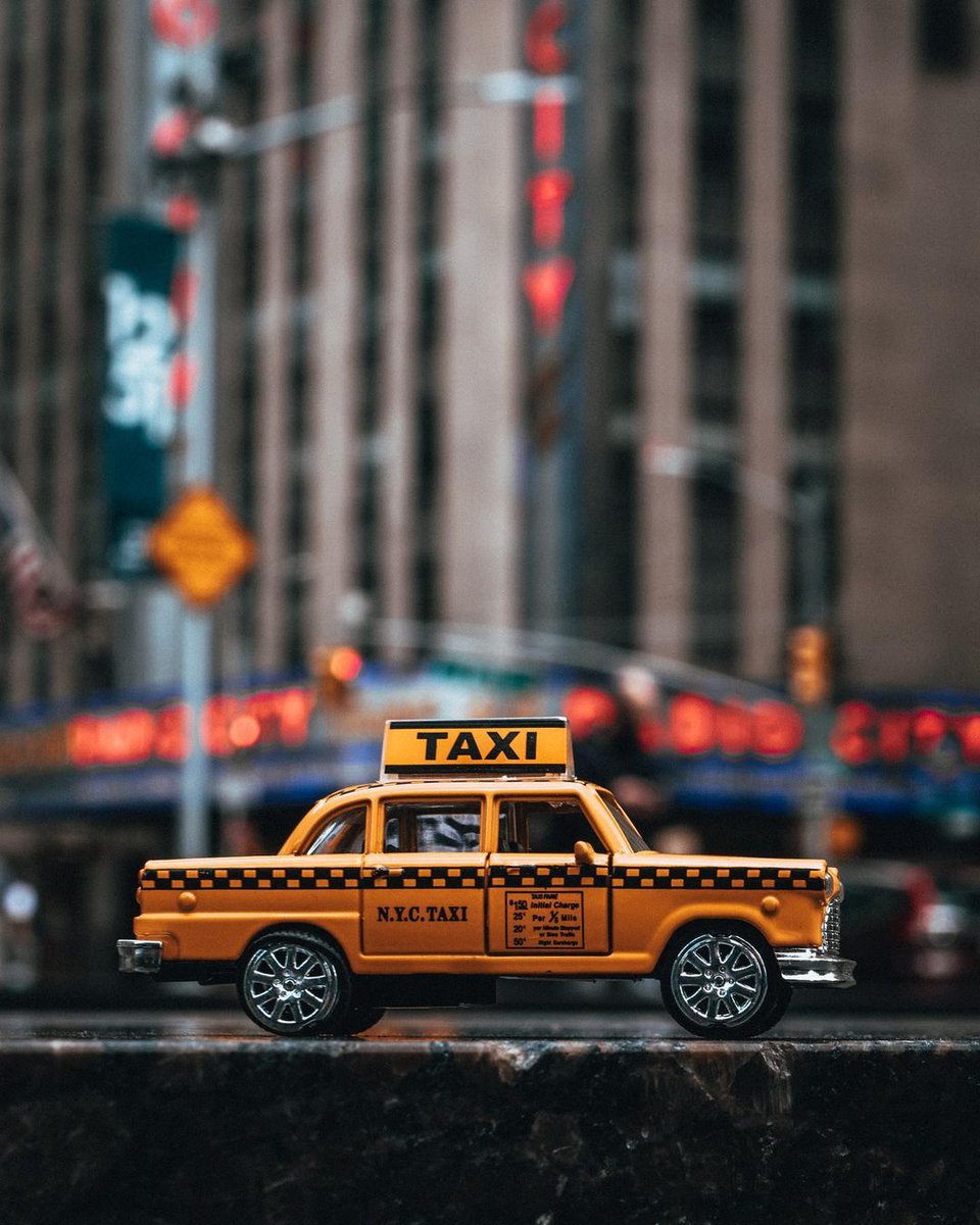 RadioCity's tweet photo. 🚕 Taxi, to Radio City, please 🚕 

(📸: jayruzicka) https://t.co/CTHXp8zYac