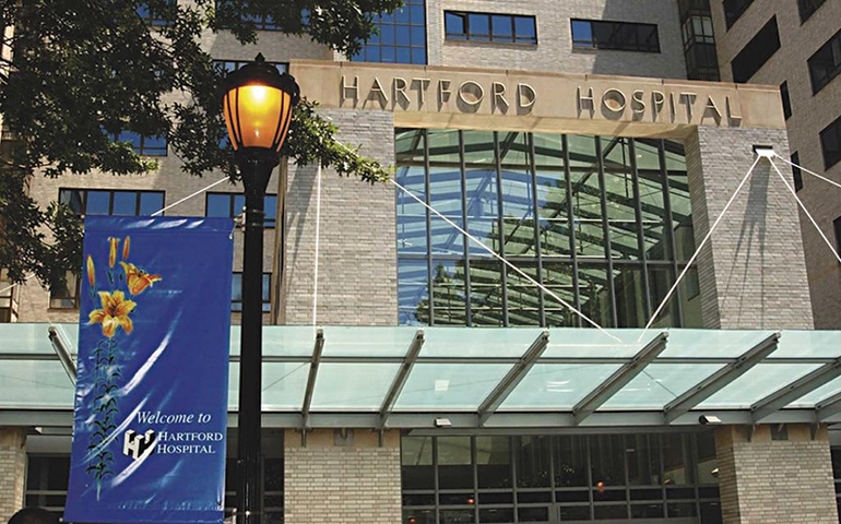 ayyaz75's tweet photo. Despite the challenges posed by COVID-19 we have performed 26 heart transplants in 2020, which represents a record total for Hartford Hospital.  A testament to the dedication of Hartford Healthcare to even its most complex patients under the most difficult circumstances. https://t.co/pSs7O3Bprc