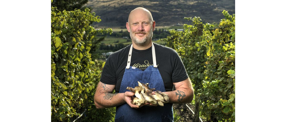 Local chefs share their strategies, tips w/
@sheloradigsin @pentictonherald 'All Things Funghi – Chef @Quintoquorto @MiradoroResto Photo: @TrudelPhoto pentictonherald.ca/life/article_c… #wildmushrooms #sofungigood #awardwinning #winerydining #supportlocalokanagan