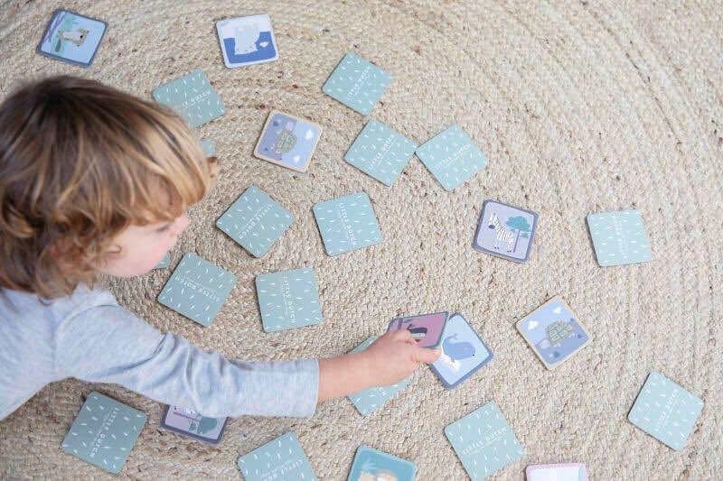 The Little Dutch memo game, featuring colourful zoo animals, can be played by one or more players.

Each card has a fun print of a zoo animal!
🦒🐘🐍🐒🦓

pandapip.co.uk/products/copy-…