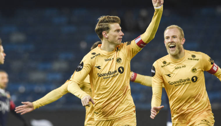 HistoriskeGlimt's tweet photo. Noen minutter siden: i 2020 ble @Glimt seriemestre! 

#glimt

📷: F. Varfjell/NTB https://t.co/tYm6CBLOV8
