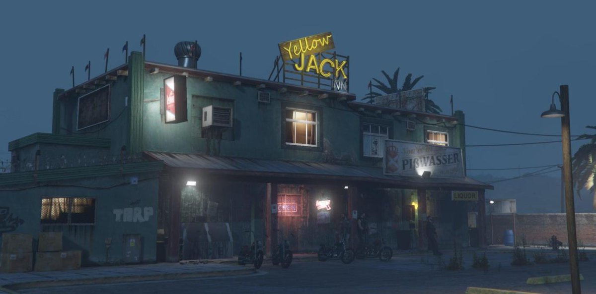 lifetimerp's tweet photo. The Lost at the yellow jacks in Sandy Shores! #LifetimeRP #roleplay #FiveM #GTAVOnline https://t.co/ZyHJur6cn2