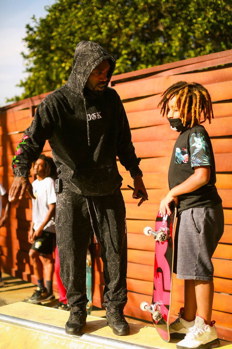 DREAMERSYOUTH's tweet photo. Ready. Set. SKATE! 🛹

Thank you @dgk @supremenewyork @keenramps @bakerskateboards @neighborsskateshop https://t.co/Lx4A5S9thp