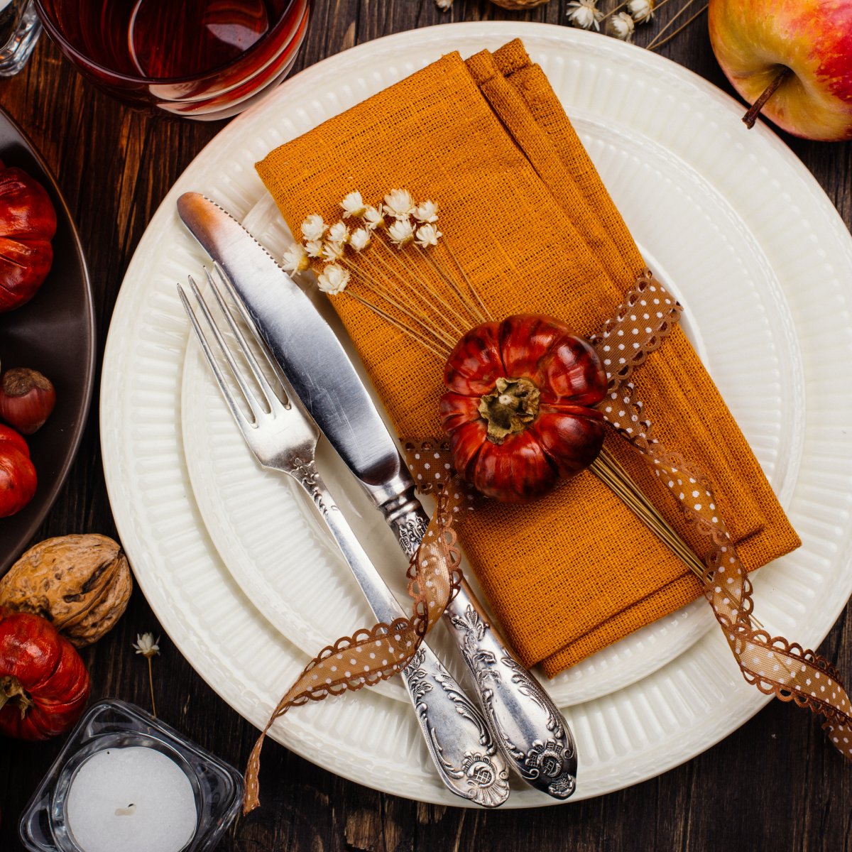 HeartSoul_Cater's tweet photo. Did you know that it doesn't take that much to become the best host of the best fall party?😉 You only have to order catering by Heart &amp; Soul Culinary and our food will make your guests happy! Contact us today to order!🙂

#dallasfood #planofood #supperclub #planotx #plano... https://t.co/dk47jSSZMR