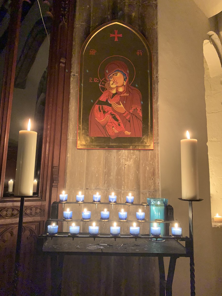 AugustineRumney's tweet photo. Recording for Advent Sunday. Look out for the service on our Facebook page ‘Rumney Parish’. #DarknessIntoLight @MonmouthDCO @ChurchinWales https://t.co/uibu3WWPLN