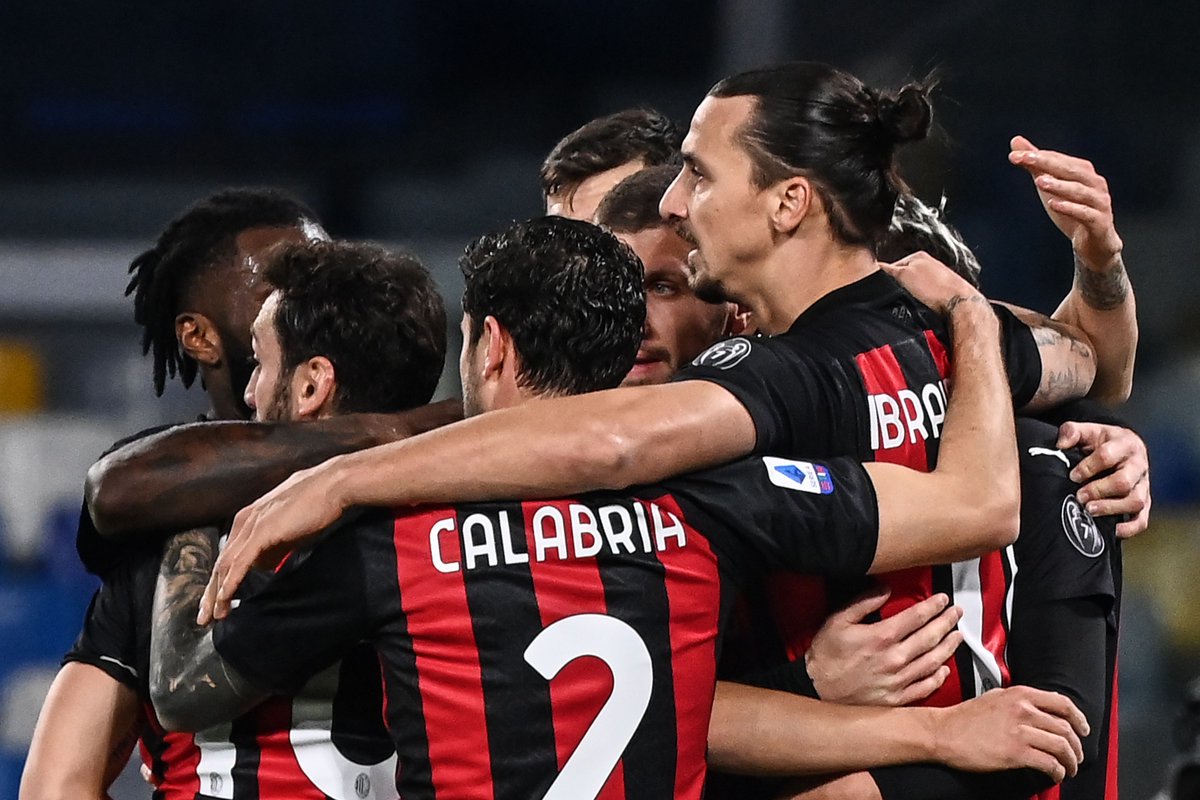 EuropaLeague's tweet photo. Zlatan Ibrahimović has now scored ten goals in six Serie A games this season – and 20 in Serie A in 2020. 🔥🔥

#UCL https://t.co/HYtrLPR97l