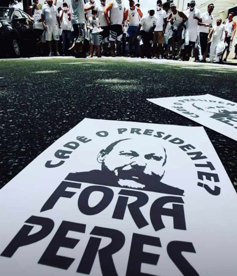 fdalvinegro's tweet photo. O Santos tem dono. É nosso. ✊🏾🏳️🏴
#ForaPeres https://t.co/cau7CDH7bn