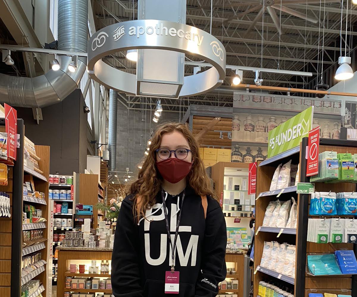 albioncollege's tweet photo. Hi! I’m Allie Dasky, and I’m going to be taking over @albioncollege’s Instagram tomorrow to show you around my internship at Plum Market and tell you how @acgerstacker brought me here. Check out our instagram tomorrow or head to https://t.co/7R0Cpgt5h5 for more info! #MyAlbion https://t.co/qlT3mqaE8q