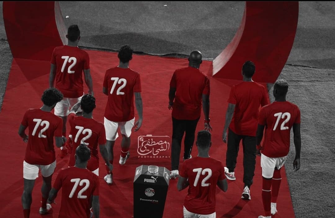 SalhaYosef's tweet photo. مهما كانت الظروف واثقين فيكم وفي أي 11 لاعب هينزلوا يوم 27 نوفمبر، كل الدعم، دعم غير محدود للجميع.. ✊ مع موسيماني الاهلي في امان ان شاء الله ❤️🦅 

أفريقيا يا أهلي .. أفريقيا يا رجالة 🏆
#Ninth_star_Mosimane https://t.co/fEfgJFpZv9
