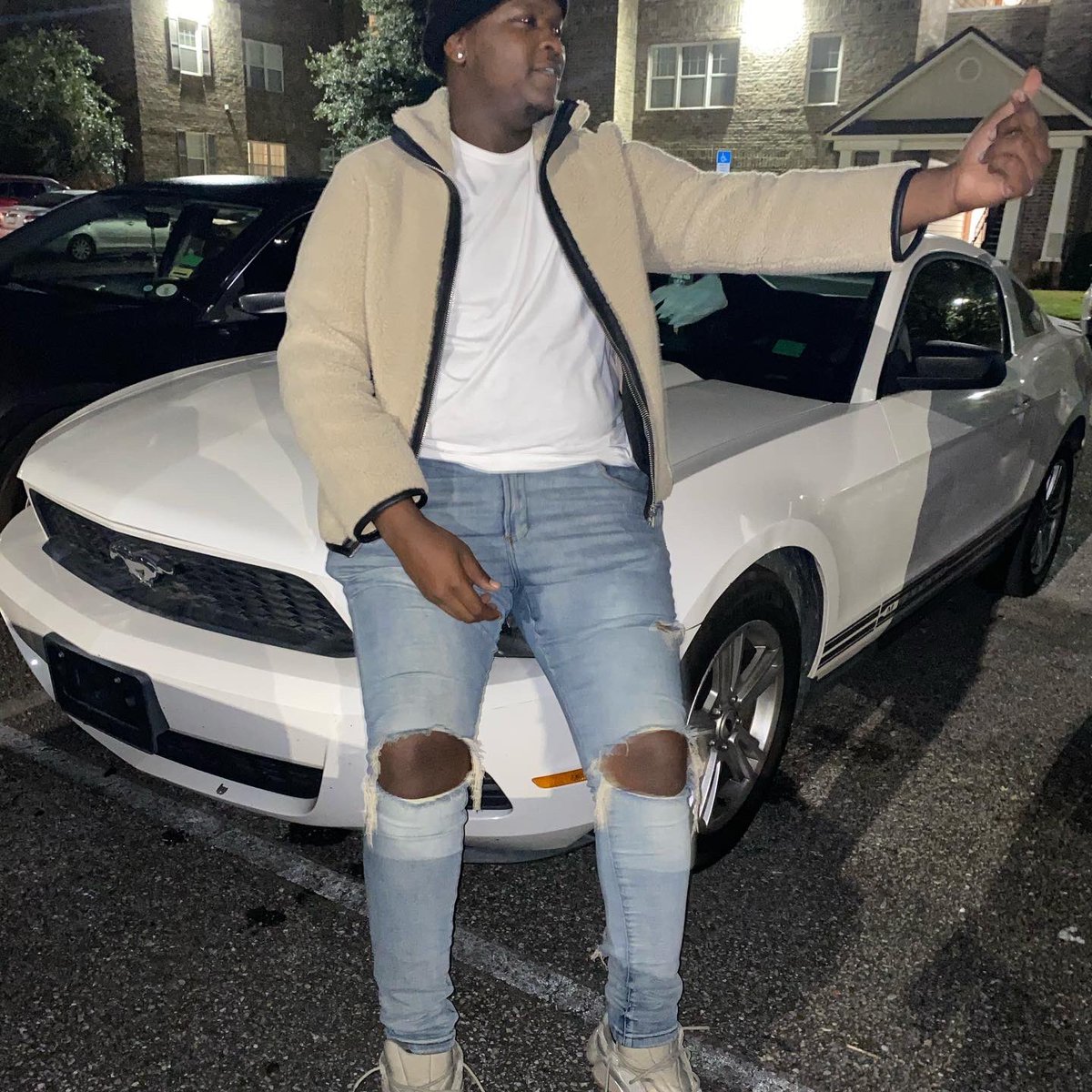 LaCarl64's tweet photo. Fresh to death when I step, ni**a you can’t even hear it🦍📍 https://t.co/A8h6P7nDv1