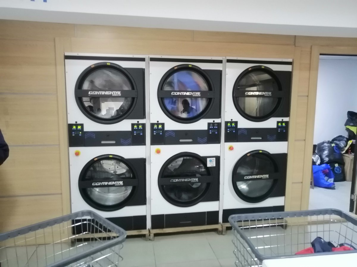 Laundrymachine0's tweet photo. Visit our show room at 63 lawanson Road surulere Lagos Nigeria, for your laundromat equipments.. #jotechservices https://t.co/4ImQKFD0wZ