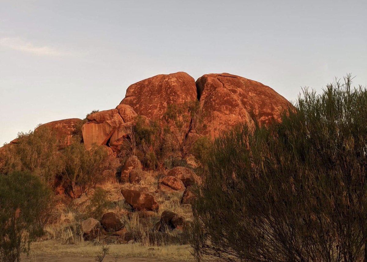 DrJessStromberg's tweet photo. Beauty weekend to learn to #handjam. Only lost a little skin, and was worth it for the views. 🧗🏼⛺️🌄 #gaysinthewild #rockwallabies #rockclimbing #granite #camping #westralia https://t.co/rFJRJsIAD8