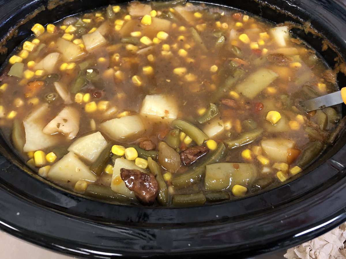 PrimaryGraffiti's tweet photo. This week we worked on verbs and comparing different versions of stone soup. We ended the week making stone soup and writing using cooking verbs. https://t.co/lfyvxwQ4Ix