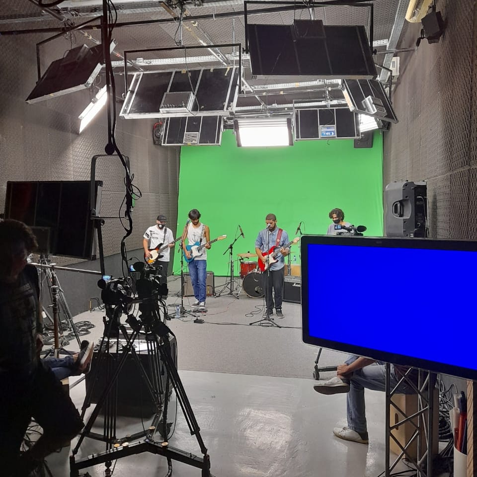 Gravando a participação da banda TRVibe  na Mostra de Bandas do NOIA 2020!
@bandatrvibe
@opovoonline 
@fundacaodemocritorocha 
#festivalnoia 
#trvibe
#mostradebandas 
#sistemaopovo 
#fundacaodemocritorocha 
#canafdr
#parceria 
#propono