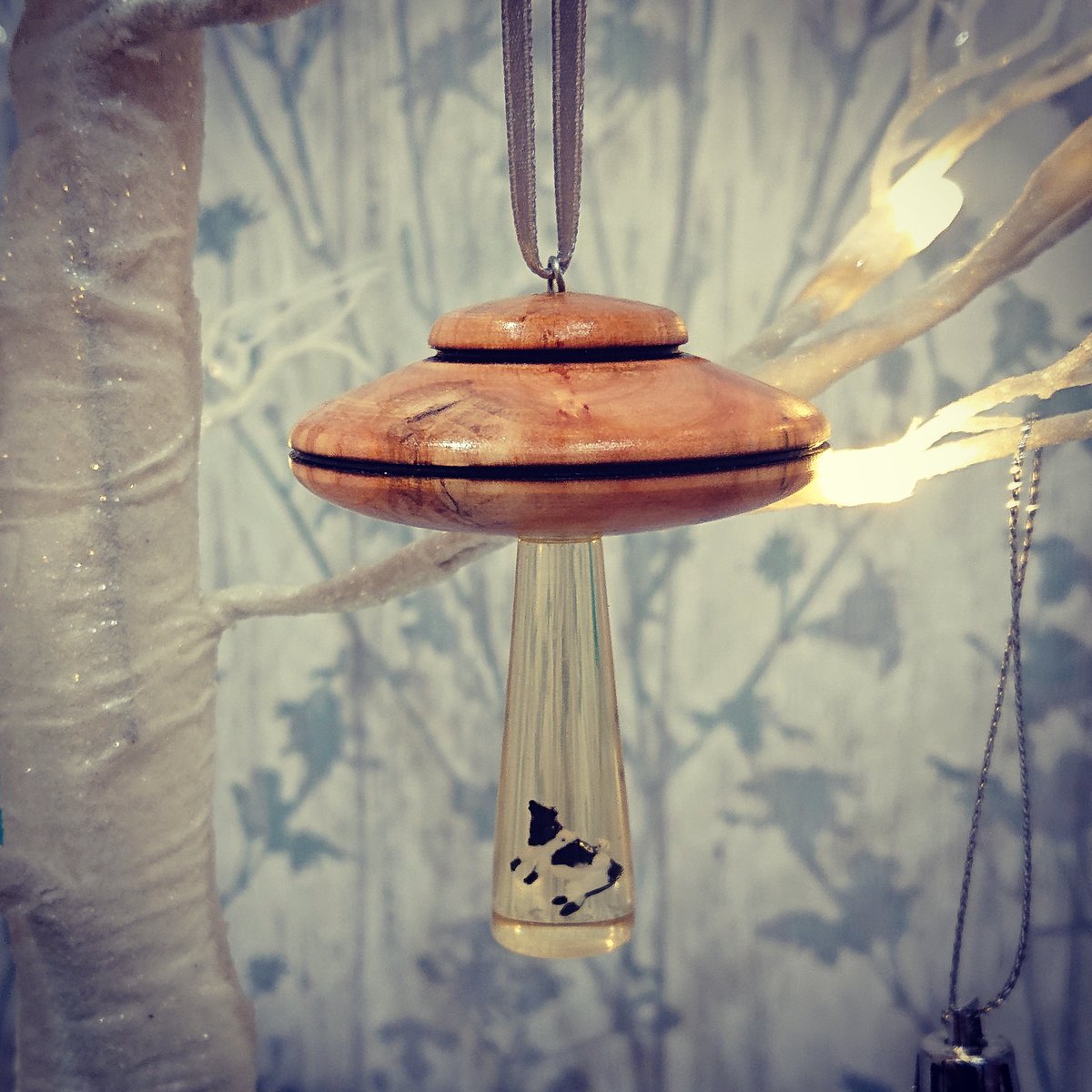 Bishlives's tweet photo. My little project 🛸
#UFO #ufos #Aliens #alien #spaceship #mothership #extraterrestrial #ovni  #ovnis #contact #closeencounters #ufology #ufosighting #flyingsaucer #alienworld #Aliensarereal #aliensighting #Ufofiles #aliensightings #extraterrestre #roswell #ancientaliens #area51 https://t.co/9CvrITeVan