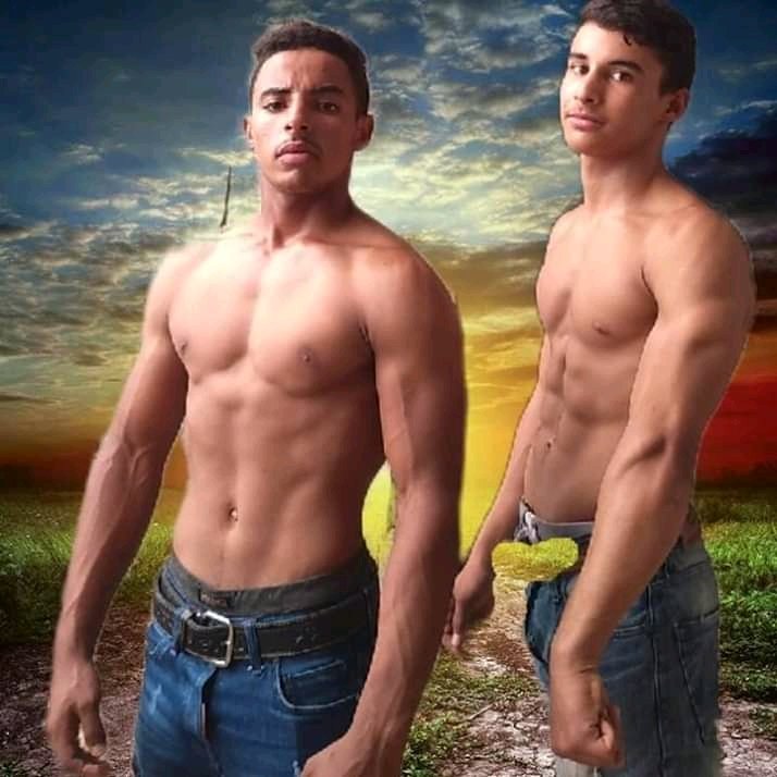 HotGuysPics_'s tweet photo. Pilih yang mana nih? https://t.co/qKQgrYAz0o