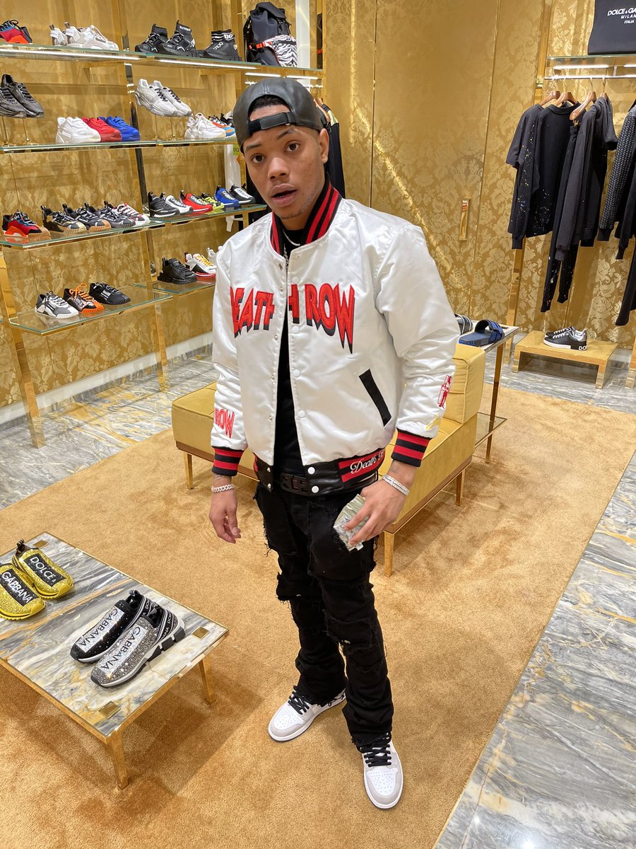 1LilMigo's tweet photo. Got Niggas Doin Death Row🩸That A Never See Life Again🦍💕... #CMG https://t.co/CpZvXCHGKL