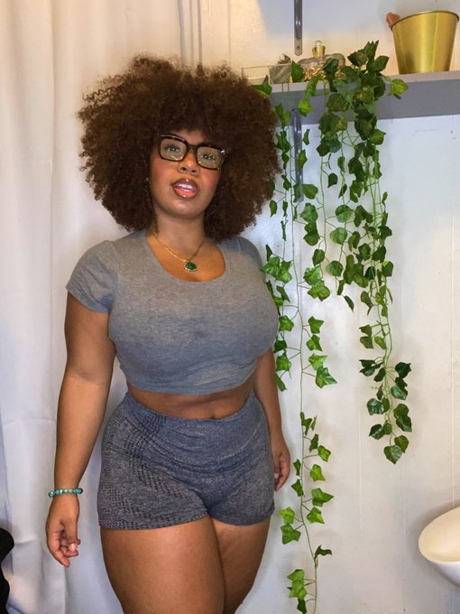 Serial lover https://t.co/hxWLPmgDYH