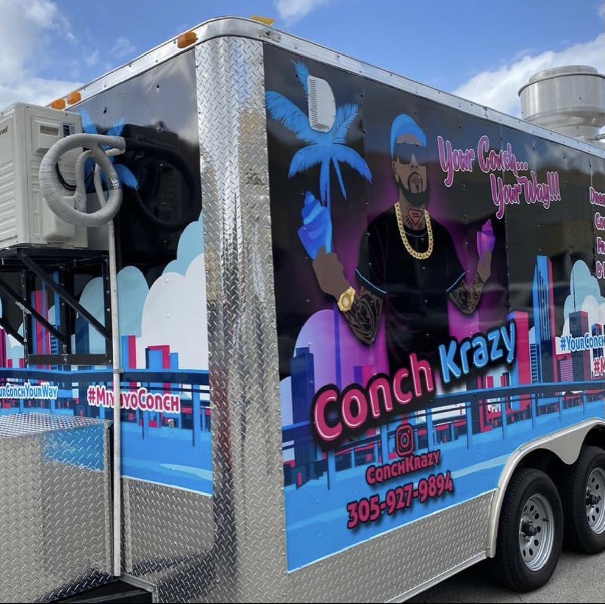 SwallowMyInc's tweet photo. Trailer Ready... Will be out soon... It’s up!!! #ConchKrazy #MiYayoConch #yourconchYourWay #DressedConch #ConchSalad #ConchSaladMiami #DressedConchMiami #BestConchSalad #BestConch #ConchFritters #ConchBurger https://t.co/ZgpFyppXj2
