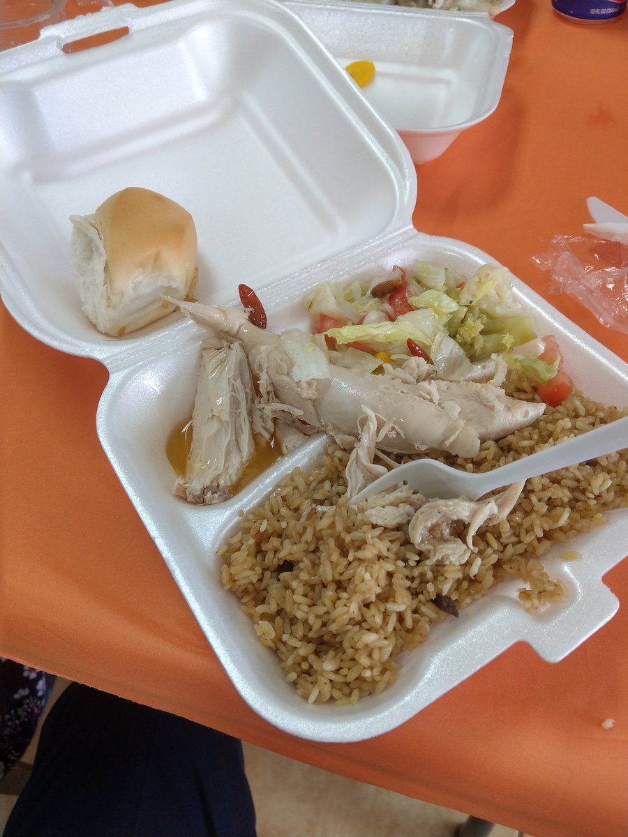 ctvmin's tweet photo. We had a great day in the Lord's house! With COVID-19 restrictions increasing on the island, the church is finding new ways to meet and still comply. Today, the church provided to-go lunches to share a meal together for Thanksgiving. https://t.co/M2THFOBwca