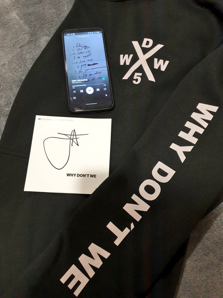 DGodinho99's tweet image. IT'S FINALLY HERE! My Jack signed CD came on Friday (only get to finally have it today) and I couldn't be happier! It really help to get even more energy to stream! 🇵🇹💙 #STREAMFALLIN @whydontwemusic @whereiswdw @jackaverymusic @Kdancing