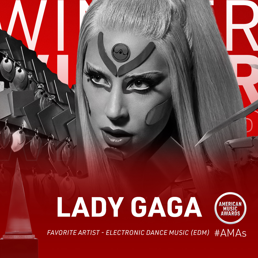 HUGE CONGRATS @LadyGaga π #AMAs https://t.co/637AUaG3jn
