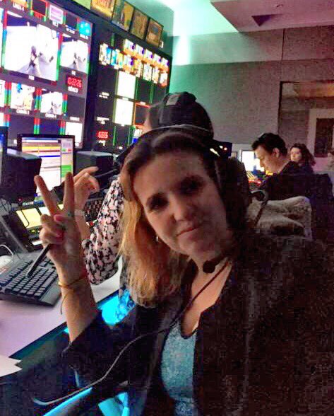 EstelaDuran's tweet image. Amiga linda! @Andy__Rodriguez Tantos años juntas me dejan saber el ENORME ser humano que eres y lo MEGA TALENTOSA Y CHAMBEADORA que eres... mañana es el inicio de un ciclo que sin duda sacará ¡LO MEJOR DE TI! Te adoro mucho mucho y desde hace ¡MUUUUUCHO! ¡A brillar aún más! te ❤️