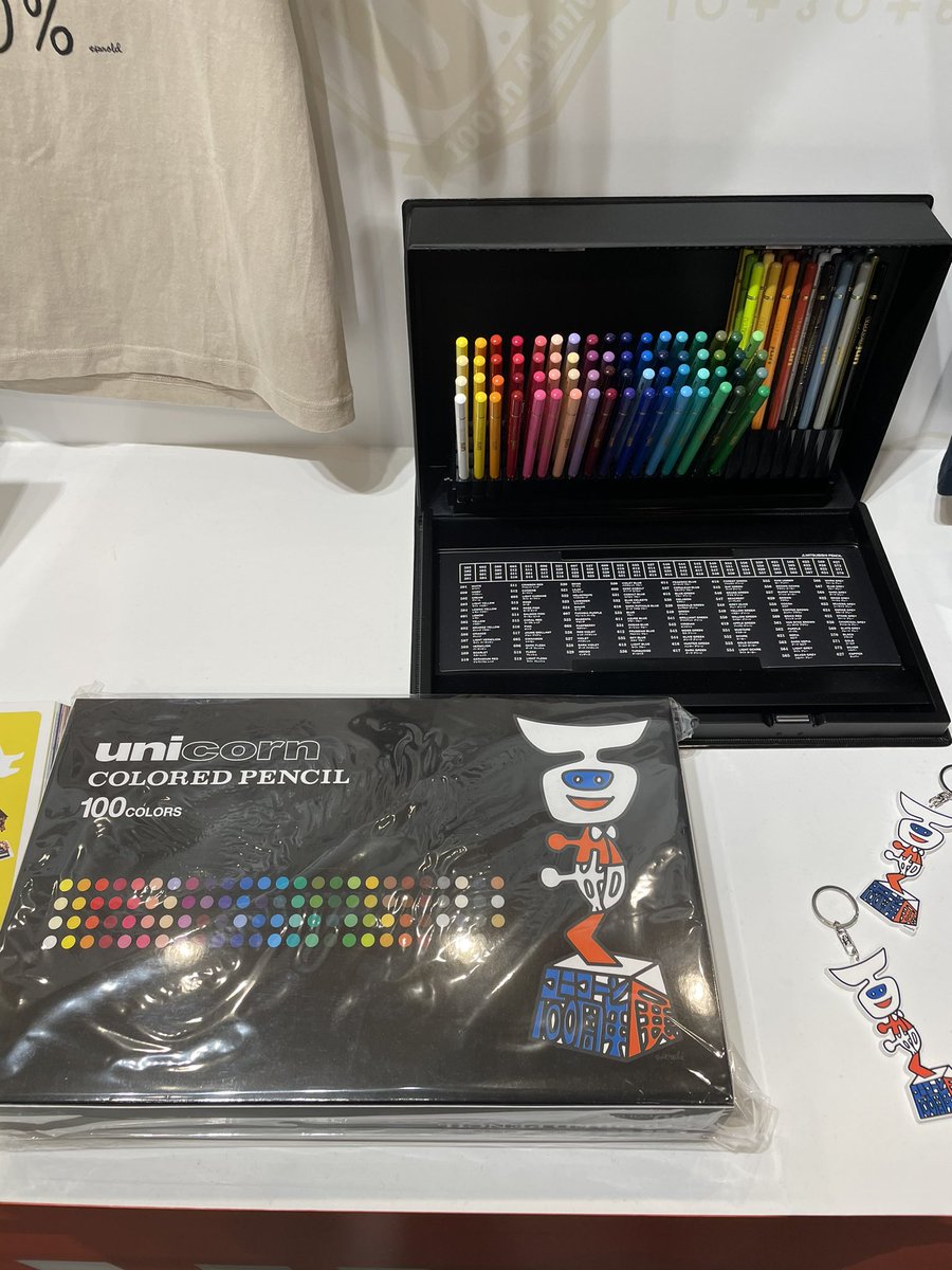 Unicorngoods 副 三菱鉛筆 Uni とのコラボgoods 100色色鉛筆 Originalパッケージ Amp Each鉛筆にuniコーンがprintされてますyo 詳細はこちらから T Co Mbg39ohbum ユニコーン 100周年展 百が如く 三菱鉛筆 Uni 色鉛筆 100色