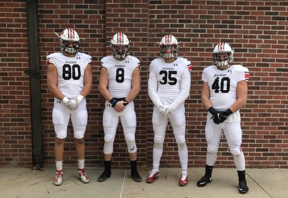 mrcoachdavis's tweet image. Had a great afternoon with some of our guys! No they didn’t wear full unis it was more casual! 
Enjoyed some pizza, football, and stories about the season! No doubt these guys will compete and have a blast tomorrow night in the FALL finale!! Love my dudes! 
#WeHaveMoreFun