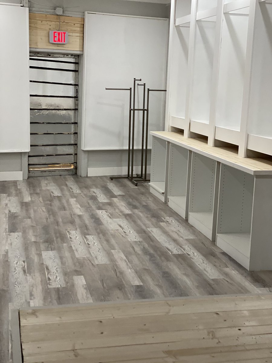 TTsauceGod's tweet image. Jitt Wit Kicks and Thomas and Thomas customs Apparel Shop (GET CUSTOMIZED) Opening soon 😁😁 #ExclusiveEverything #CustomizeEverything #WeDoCustomTheBest #KeepHeatForYourFeet #JittWitKicks #ChampionshipLifestyle #ToughAndTalented #GutaScreenPrinting