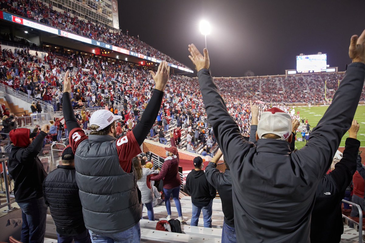 Thanks again for creating a home field advantage last night Sooner Nation! #OneOklahoma☝️ #BoomerSooner