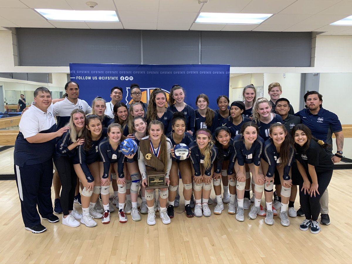 VMHS GIRLS VOLLEYBALL !! tweet media