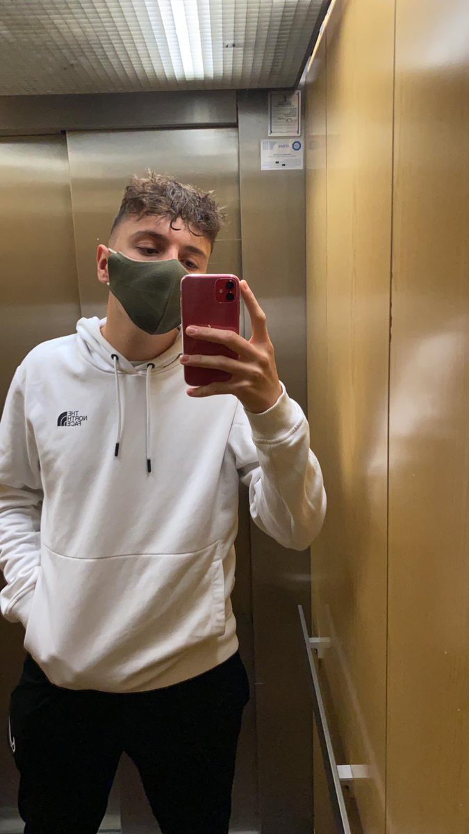 Felicidades a <a href="/Molero61/">Molero6</a> por sus 24 victorias pero sabemos que podrás hacerte algún día Elite 2 hasta entonces enhorabuena por ese Élite 3.