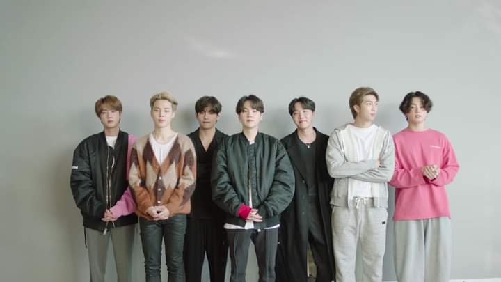 Himawarixl's tweet photo. STREAM DYNAMITE #Dynamite by @BTS_twt 
#AMAs #AMAs2020 #AMAsTNT  #ARMY @BTS_twt https://t.co/3DhAEEo6PD