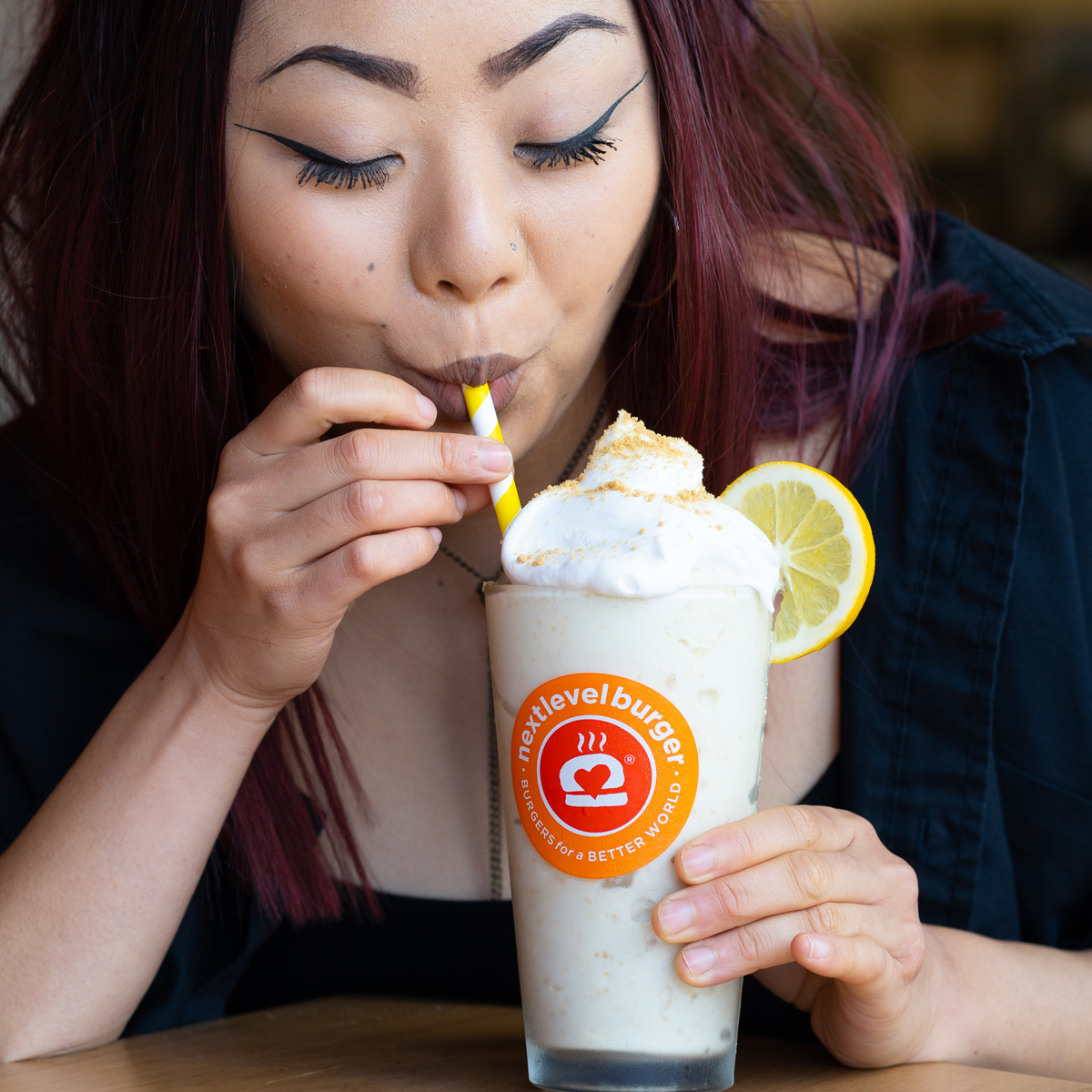 NextLevelBurger's tweet photo. Have you stopped to taste our Organic Pie Shakes? ๐๐๐๐ฅค๐ Pretty sure this is the face you'll make. ๐คฉ #lemonjoy https://t.co/q9CNSwMiu9