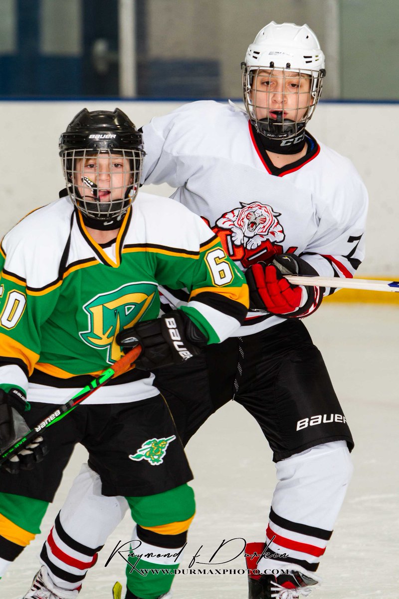 HockeyPhoto's tweet image. @MoonHockey MiddleSchool vs @DeerLakesHockey MS 11/06/2002 at @BaierlIce Complex.  All photos can be found at:  durmaxphoto.com/Hockey/Moon-Ho… @PIHLhockey @PghHockeyDigest #photography #sportsphotography #highschoolhockey @MoonAreaSD @MoonTigersAD