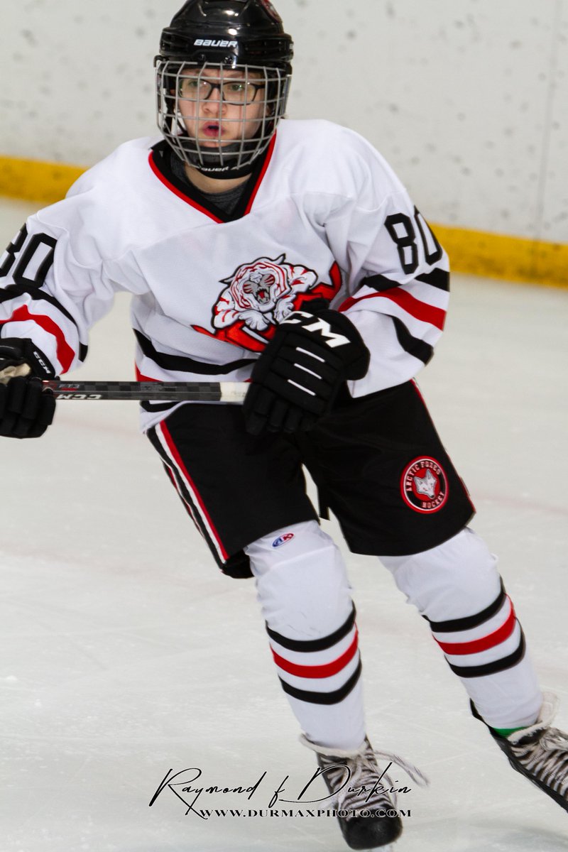 HockeyPhoto's tweet image. @MoonHockey MiddleSchool vs @DeerLakesHockey MS 11/06/2002 at @BaierlIce Complex.  All photos can be found at:  durmaxphoto.com/Hockey/Moon-Ho… @PIHLhockey @PghHockeyDigest #photography #sportsphotography #highschoolhockey @MoonAreaSD @MoonTigersAD