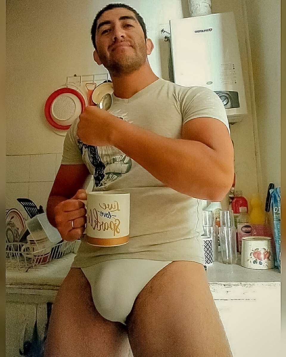 RossVergon's tweet photo. https://t.co/pUOp3BbfcV

VIKINGO 🍆 https://t.co/1DNOE1xemU