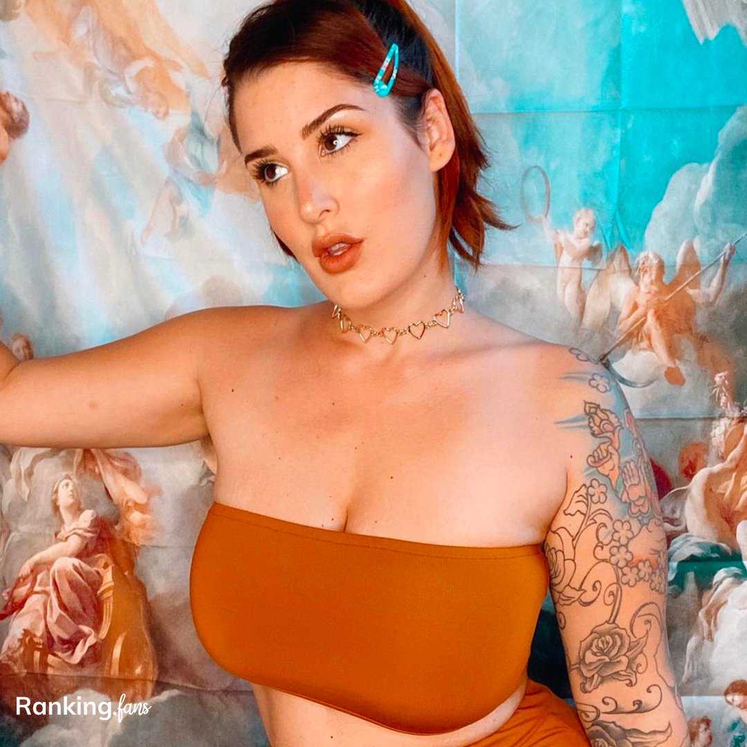 Ranking_Fans's tweet photo. Looking for the cutest Red Head on OnlyFans ? 👀

Discover @the_sinstress one of the most visited content creator on https://t.co/3TQLsh7eQG : The largest OnlyFans content creator database in the world.

#onlyfansgirl #thesinstress #bestonlyfans #rankingfans #onlyfansfemale https://t.co/SMXSvIiBrJ